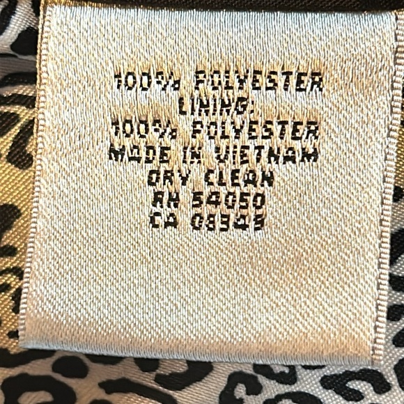 Kasper Deep Gray Black Double breasted Fitted Blazer Women’s Size 6 - Picture 9 of 9